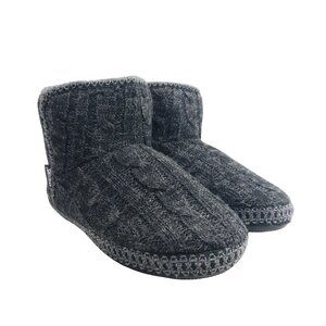 Muk Luks Womens Cable Knit Bootie Slippers Large 9-10 Grey Indoor/Outdoor Sole